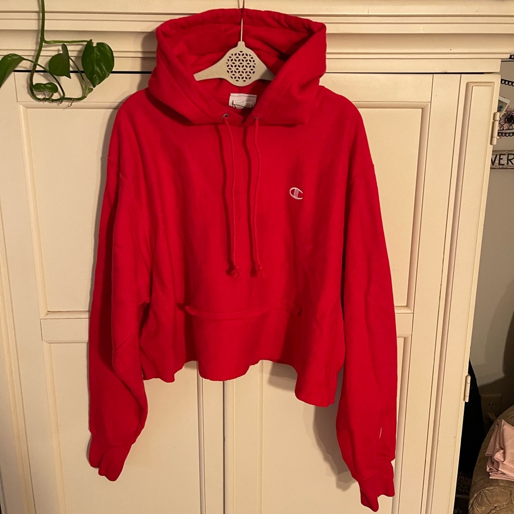 Red Champion Cropped Sweatshirt